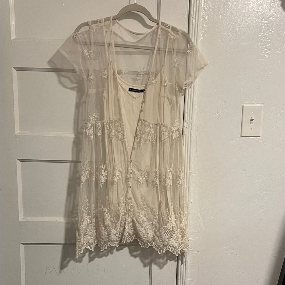 Abercrombie & Fitch Cream Lace Dress